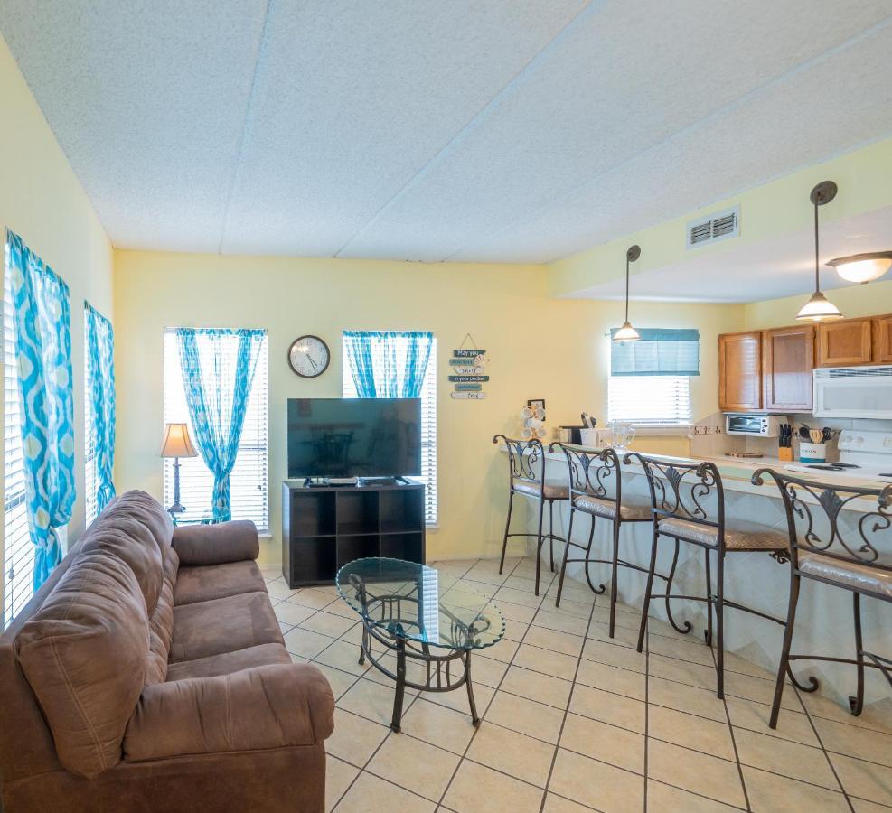 Affordable Spi Family Condo - Walking Distance To The Beach, Sleeps 6, Third Floor, 2025 Traveler Award South Padre Island Exteriér fotografie